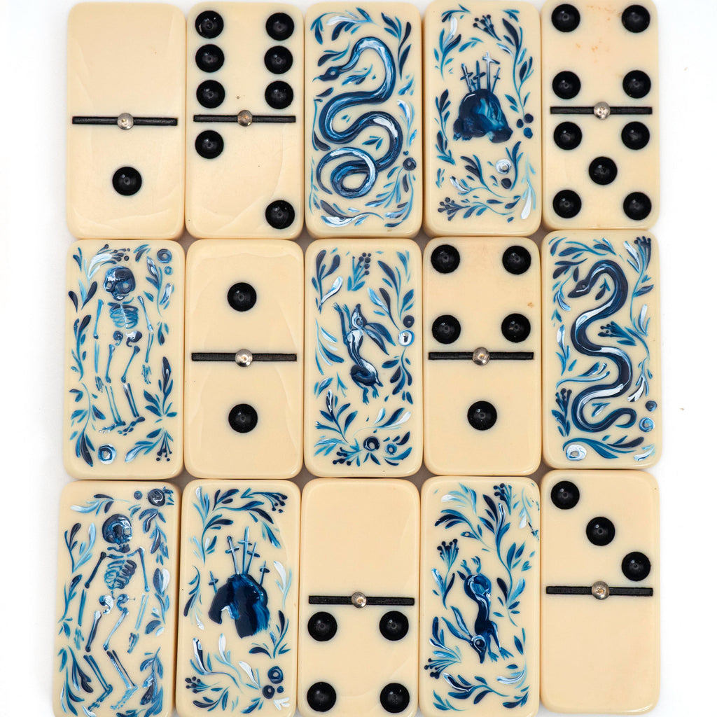 Blue and cream domino