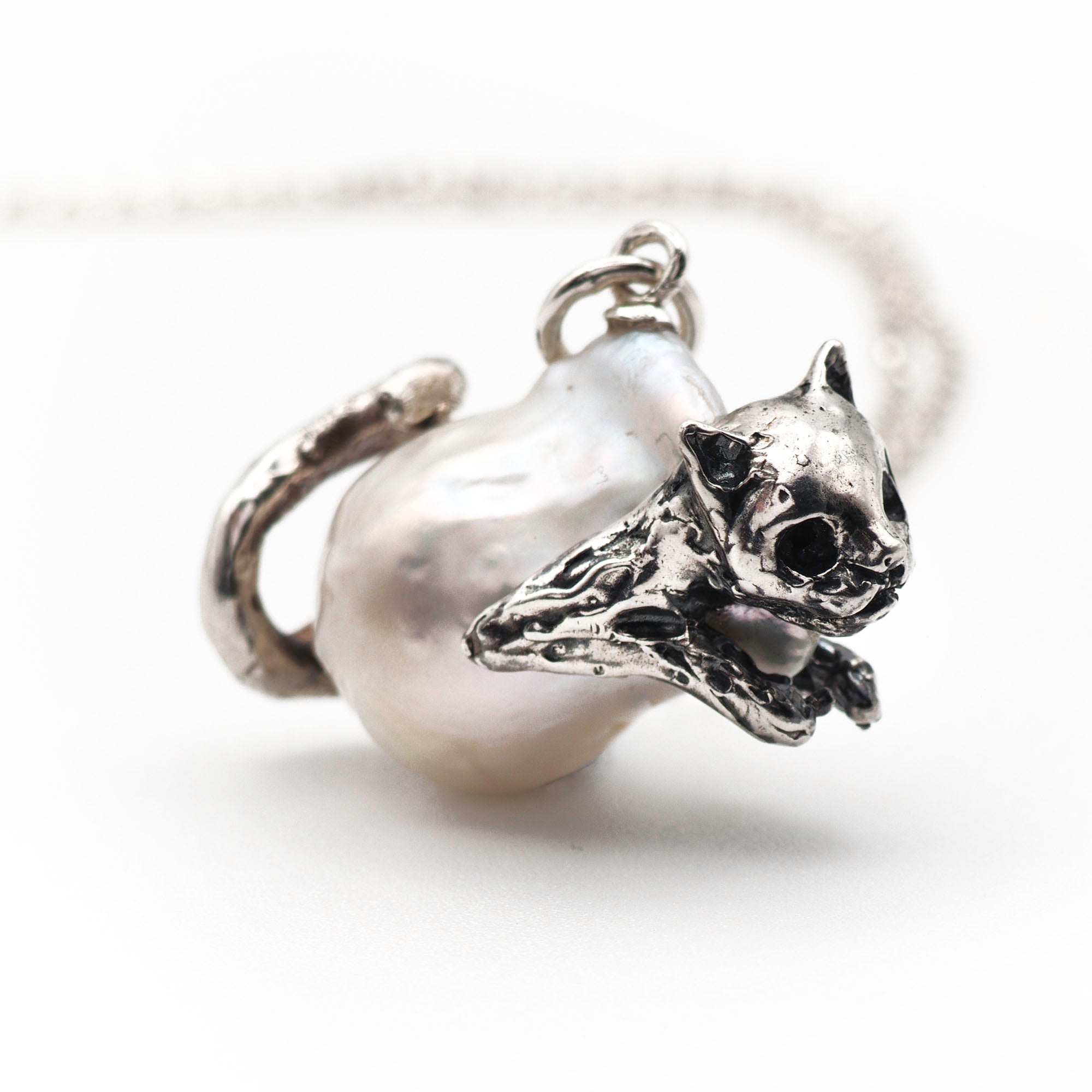 Baroque pearl cat necklace
