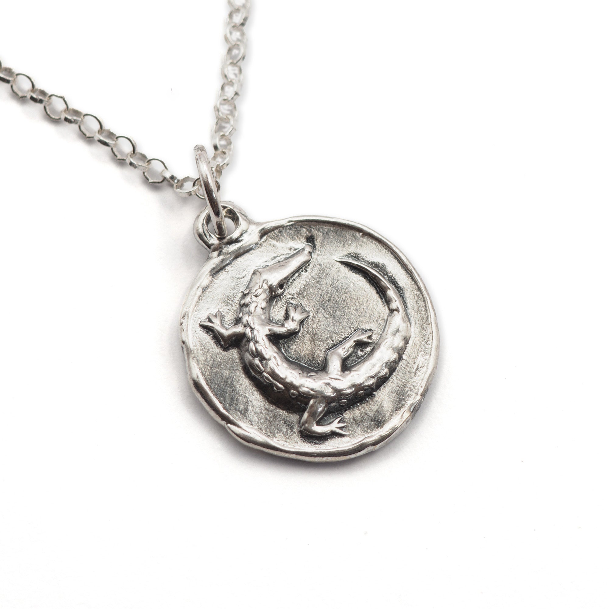 Crocodile intaglio impression necklace